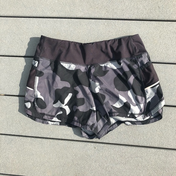 Athleta Pants - Athleta Camo Shorts